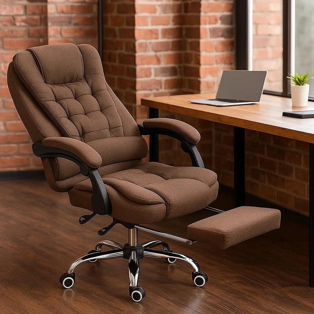 Офісне крісло до 130 кг з масажною подушкою та підставкою для ніг BOSS KO22 Premium коричневе з тканини
