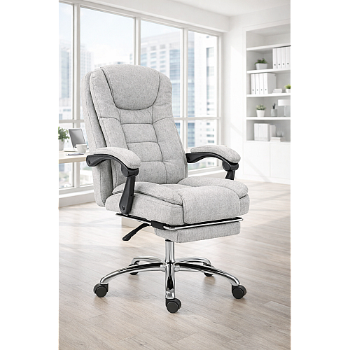 Офісне крісло BOSS KO22 VIP з підставкою для ніг, тканинне, світло-сіре, до 130 кг